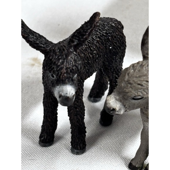 Farm Animal Figurines 16 Pc Assorted Brand Lot Farm Animals Figures - Picture 2 of 14